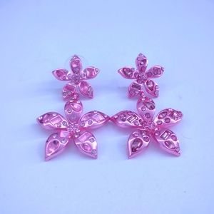 Adorable Pink Flower Earrings